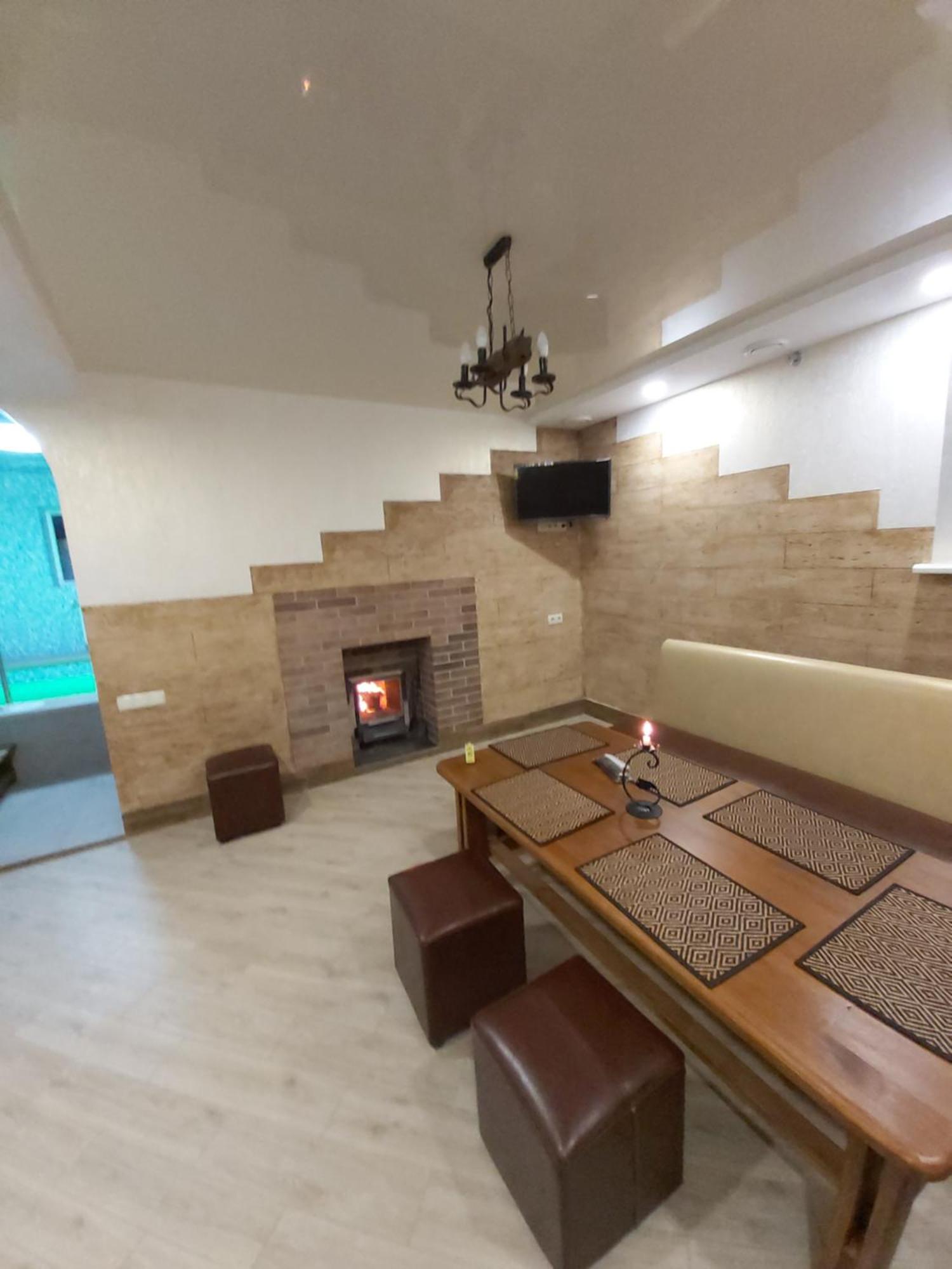 Dacha Hotel Odesa Exterior photo